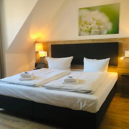 Gutshof Im Oertzetal Und Restaurant